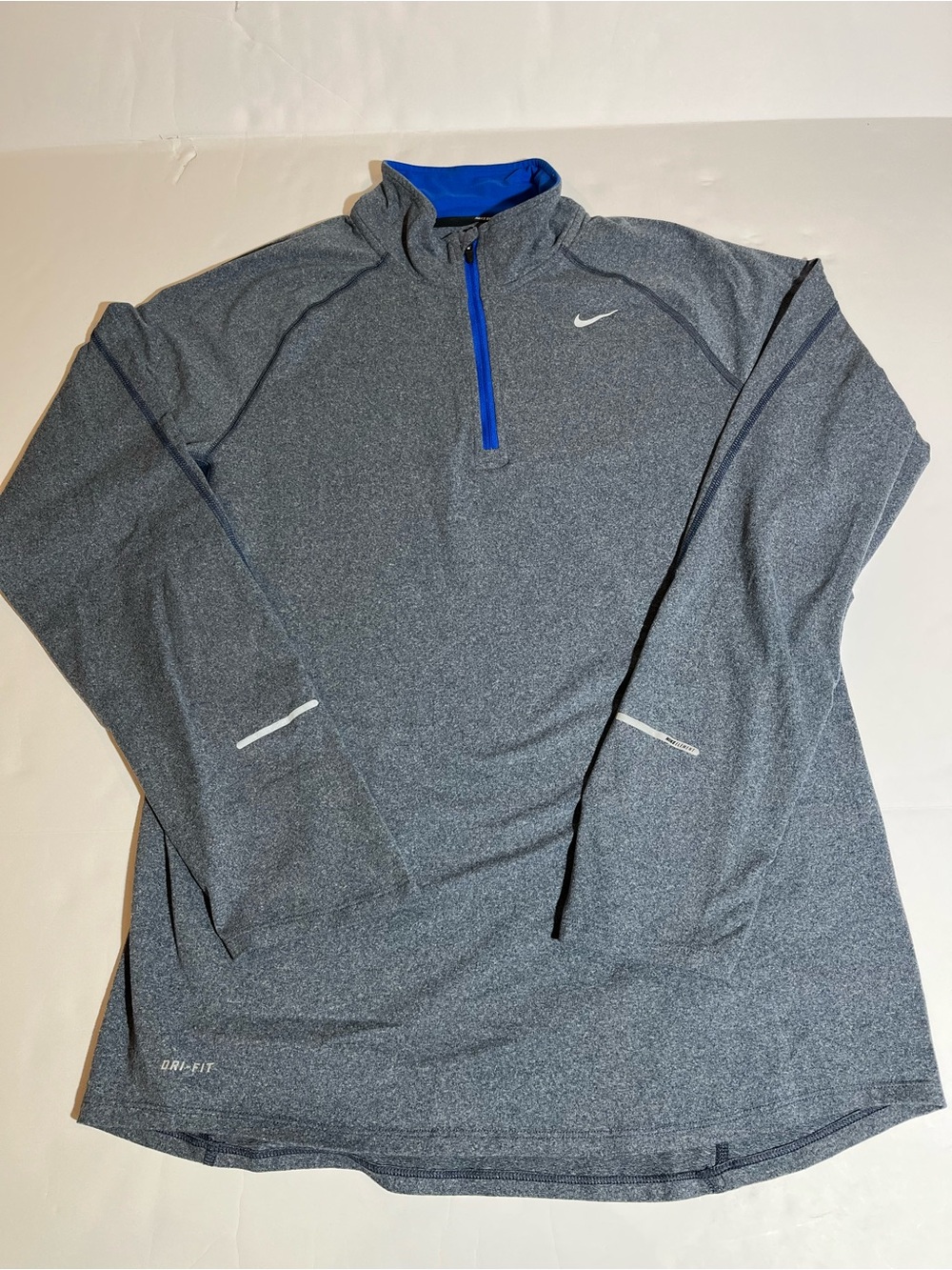 Nike Medium Running Mens Element Dri-Fit 1/4 Zip Pullover Gray Heather Gym